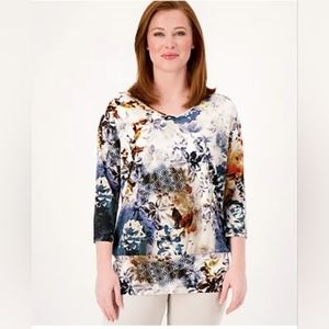 Attitudes by Renee Bubble Hem Top